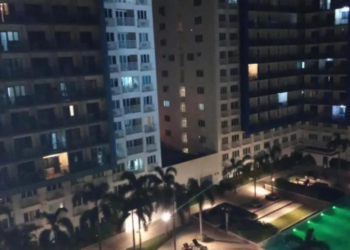 アパートホテル David Staycation マニラ市